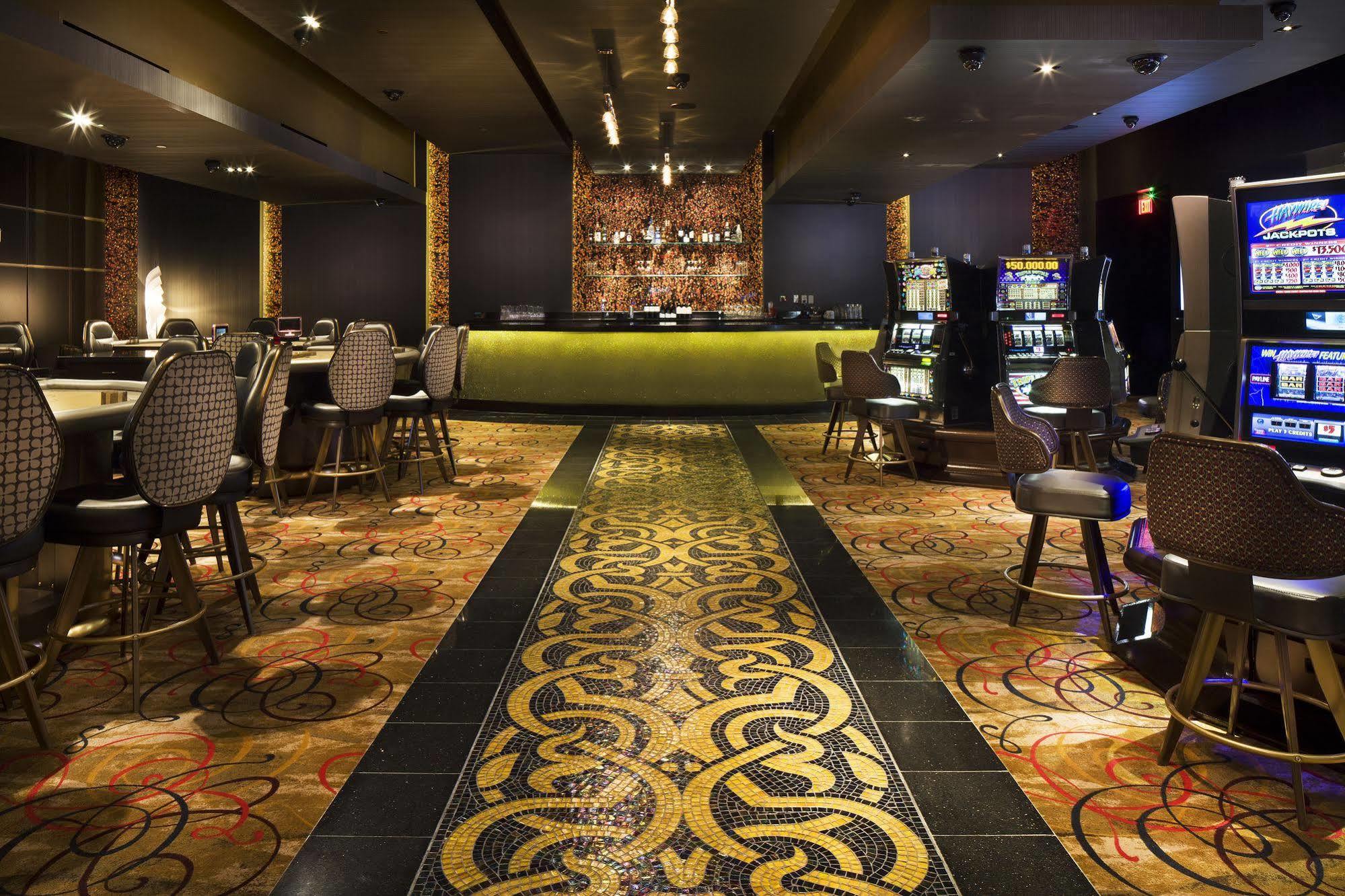 Palace Casino Resort Билокси Экстерьер фото